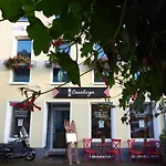 Weinhaus Hoff 3*