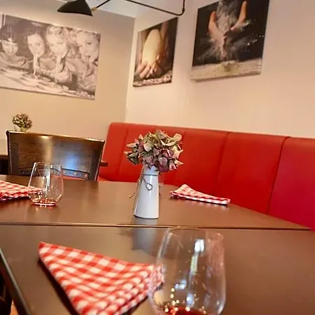 Weinhaus Hoff Hotel